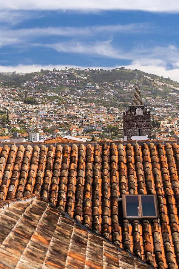 The Wine Lodges By An Island Apart Funchal  Aparthotel Funchal (Madeira)